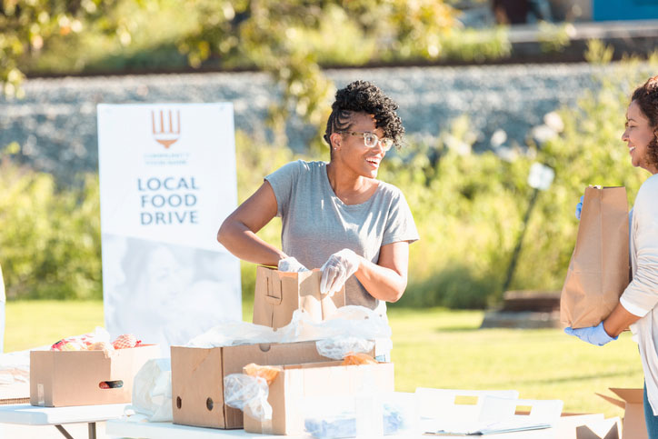 volunteer at the park