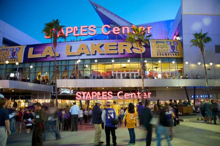 staples center in downtown los angeles